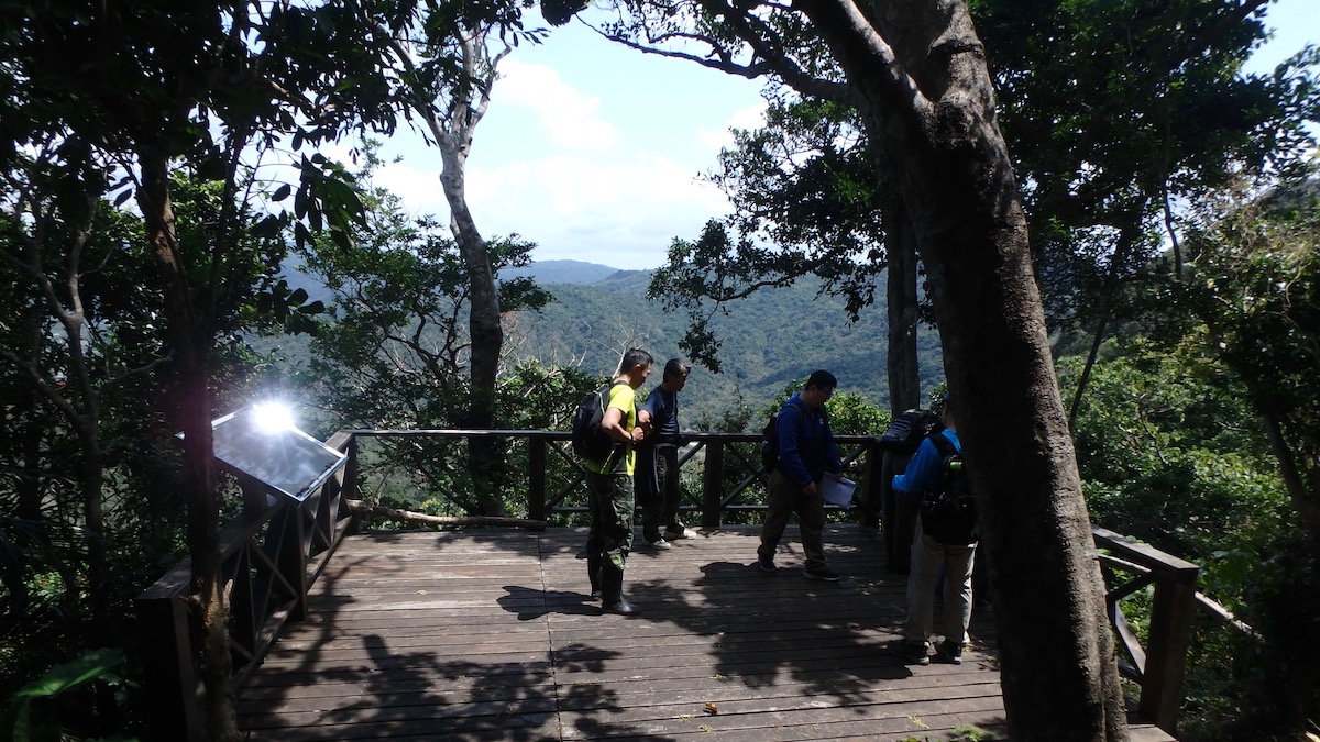石門山步道一隅-觀景台