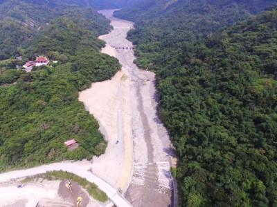 崩坪坑野溪崩塌地處理二期工程