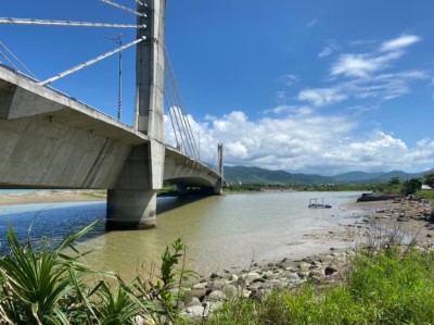 橫跨保力溪的龜山大橋