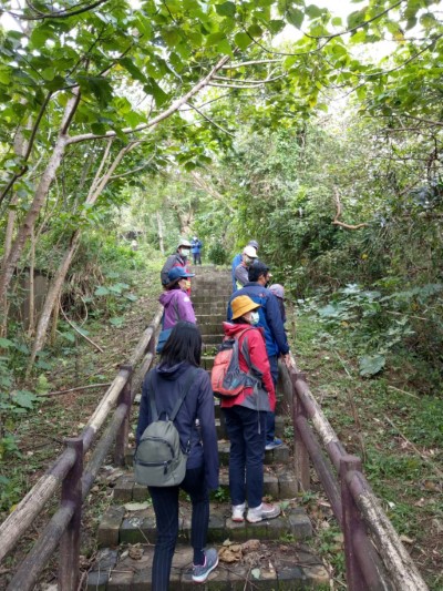 號召族人調查穀道周邊民俗植物，並發展旅遊體驗