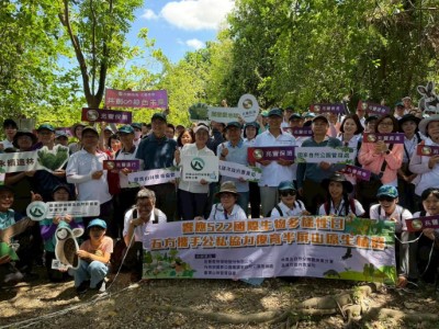 復育半屏山原生植群6