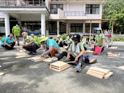 講解蝙蝠屋構造功能