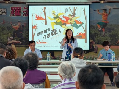 屏東分署楊瑞芬分署長細心回應各項提問